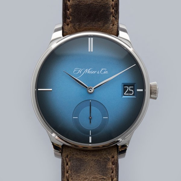 H. Moser & Cie H. Moser & Cie. Venturer Big Date Purity Blue Funky Fumé 2100-0203 18k WG, Price & Market Data