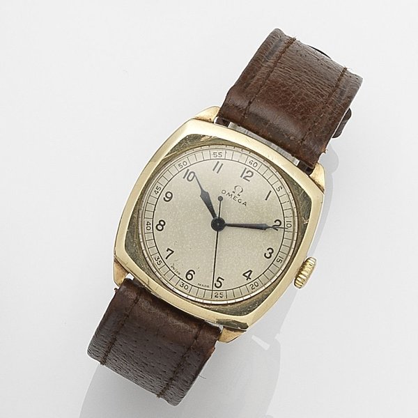 Omega. A 9ct gold manual wind wristwatch Case No.617677, Movement No.8340897, Birmingham Hallmark for 1936