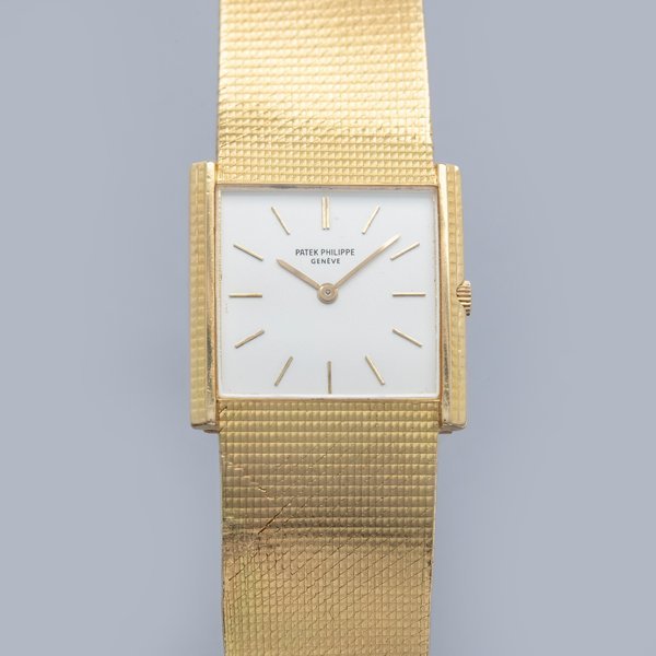 Patek Philippe Patek Philippe Manual Wind 3494 Integrated Bracelet 18k YG with Extract of the Archives