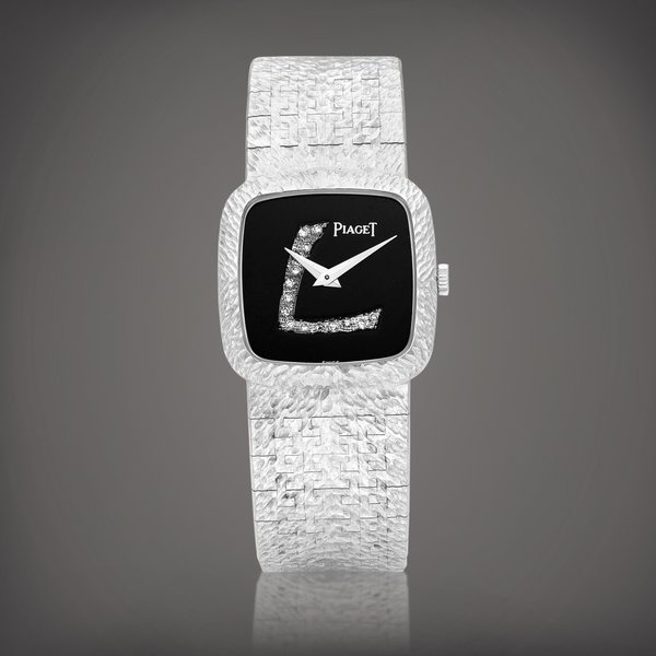 Piaget Reference 9902 A26 | A white gold and diamond-set bracelet watch, Circa 1980 | 伯爵 | 型號9902 A26 | 白金鑲鑽石鏈帶腕錶，約1980年製 · 9902