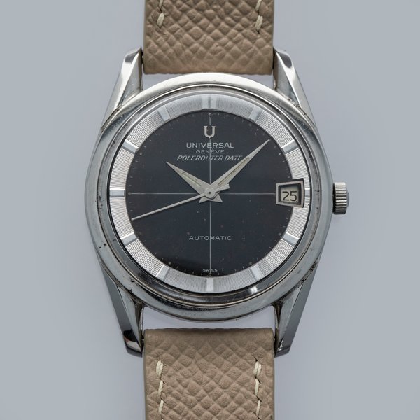 Universal Geneve Universal Geneve Polerouter Date 204610 Black Dial · 204610
