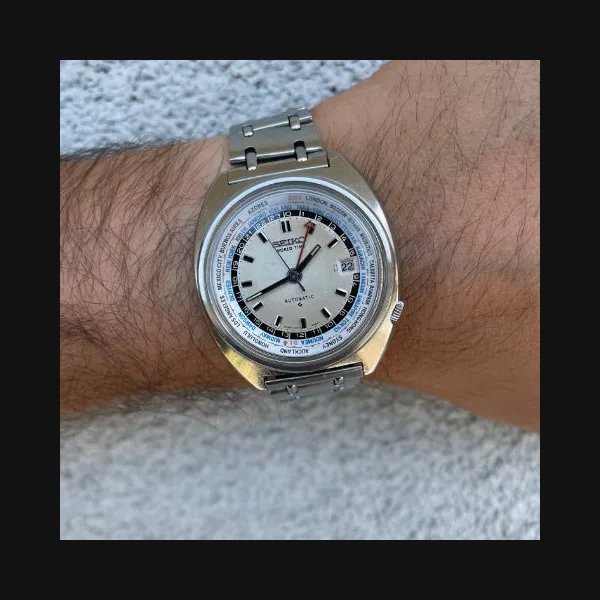 Seiko 6117-6400 World time TOP condition original bracelet