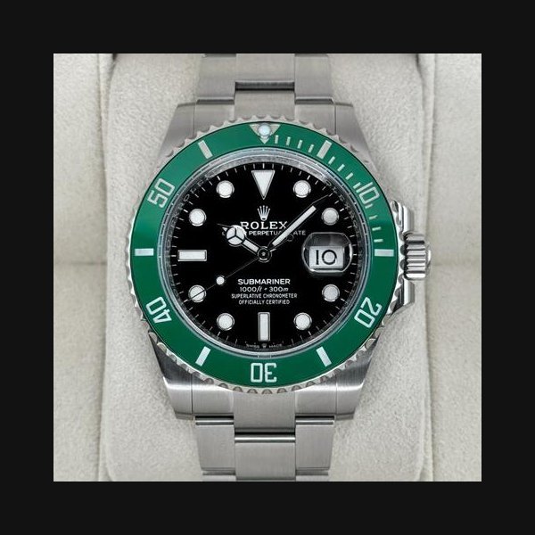 Rolex Rolex Submariner Date2021 Submariner "Starbucks" 41mm 126610LV Black Dial