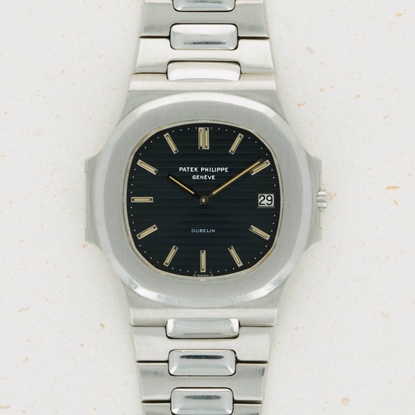 Patek Philippe Patek Philippe Nautilus Jumbo 3700/1A Retailed by Gubelin Box and Papers Full Set