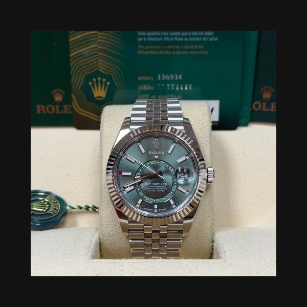 Rolex Sky-Dweller2024 Rolex PAPERS 336934 JUBILEE 42 mm Complete Set