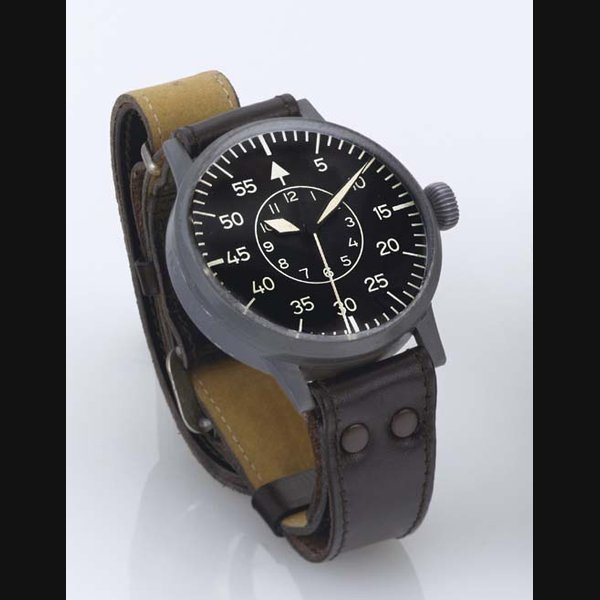 Lacher & Co. A Fine Massive Stainless Steel Pilot's Wristwatch with Center Seconds SIGNED LACO, LACHER & CO., NO. H186 83, CIRCA 1940