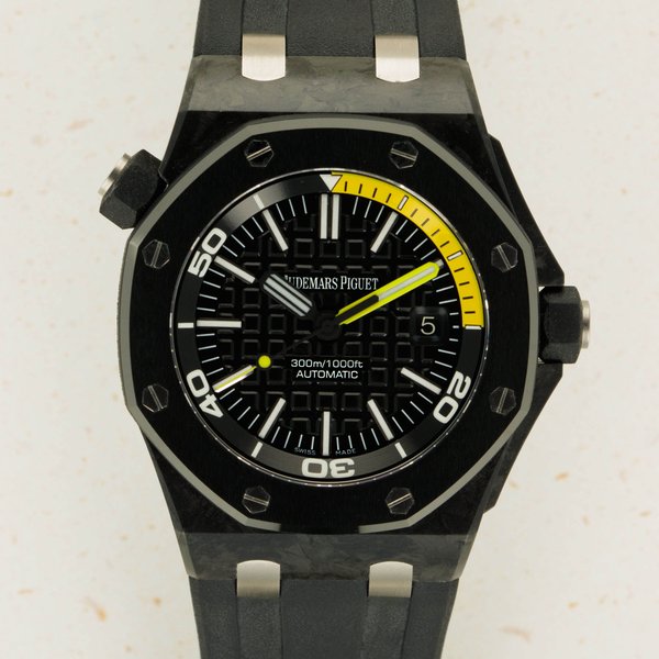 Audemars Piguet AUDEMARS PIGUET ROYAL OAK OFFSHORE DIVER 15706AU.00.A002CA.01 FORGED CARBON CASE · 15706AU.00.A002CA.01