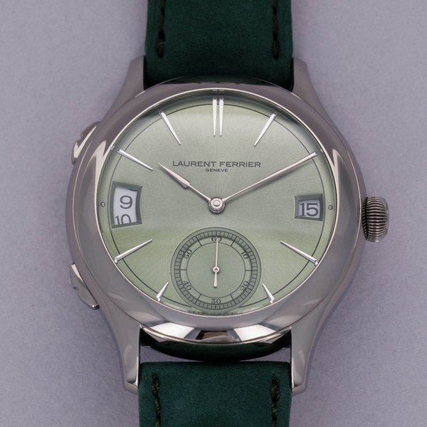 Laurent Ferrier Laurent Ferrier Traveller Série Atelier III Magnetic Green Titanium Limited Edition · LCF007.T1.V8G