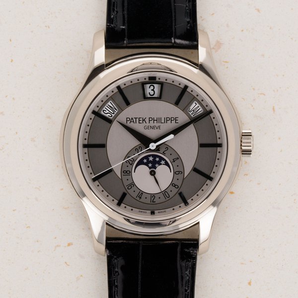 Patek Philippe Patek Philippe Annual Calendar Moonphase 5205G-001 18k WG
