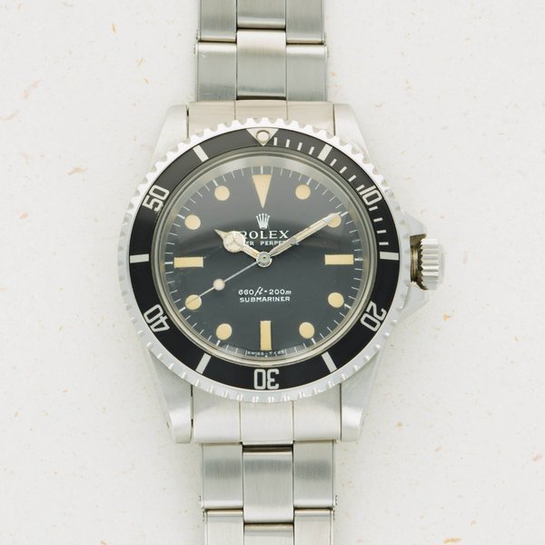 Rolex Rolex Submariner 5513 Box and Papers Like New · 5513