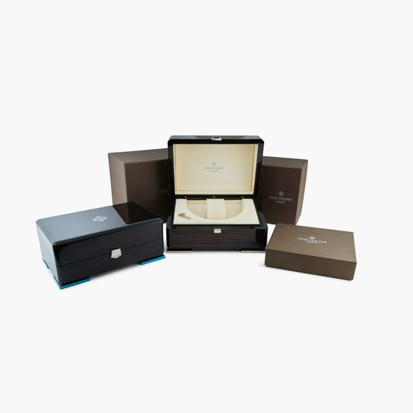 Patek Philippe A watch winder with power accessories and presentation box set
