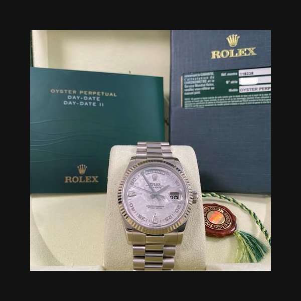 Rolex Rolex Day-DateEXCELLENT Condition 2007 Day-Date 36 President White Gold Meteorite Tear Drop Dial 118239 FULL SET