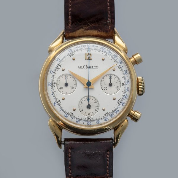Jaeger LeCoultre Jaeger-LeCoultre Chronograph Cornes de Vache Valjoux 72 18k YG