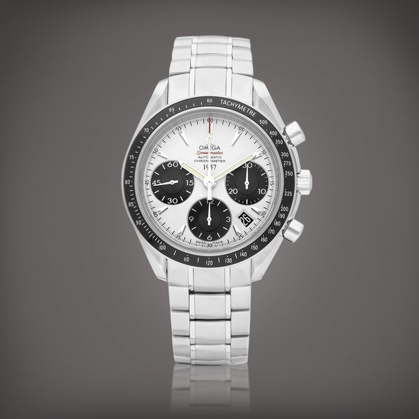 Omega Speedmaster, Reference 323.30.40.40.02.001 | A limited edition stainless steel chronograph wristwatch with date and bracelet made for the Japanese market, Circa 2012 | 歐米茄 | 超霸系列 型號323.30.40.40.02.001 | 限量版精鋼計時鏈帶腕錶，備日期顯示，為日本市場而製，約2012年製 · 323.30.40.40.02.001