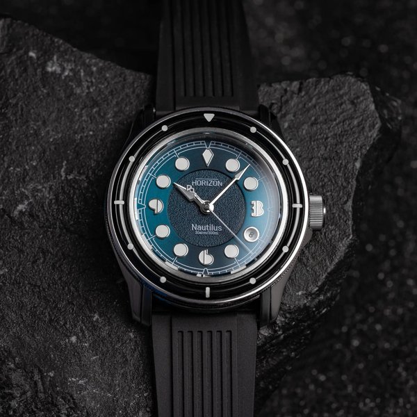 Horizon Watches 'Nautilus' Prototype #WatchFamforUkraine · N/A