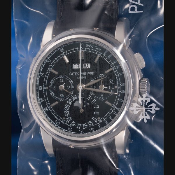 THE CONNOISSEUR Patek THE CONNOISSEUR Patek Philippe Ref. 5970P-001