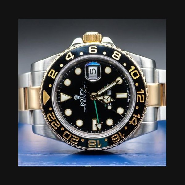 Rolex Rolex GMT-Master IITwo-tone. 116713LN. Complete. DISCONTINUED!!