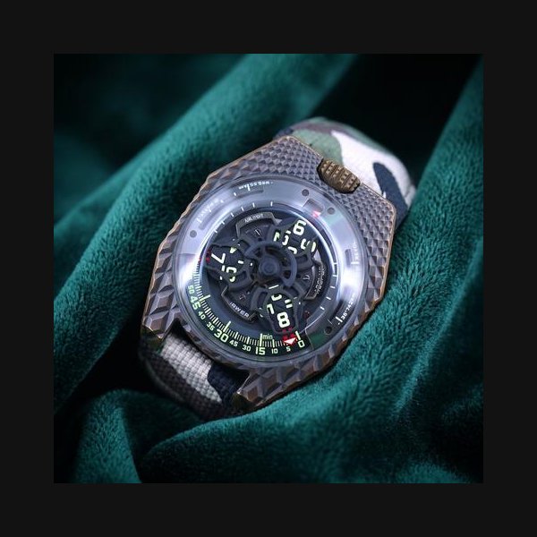 Urwerk UR-202DUTY FREE UR-202 RARE 22 LMT EDT 61.6k MSRP OPENWORKED Collector's Full Set Ref. UR-100V