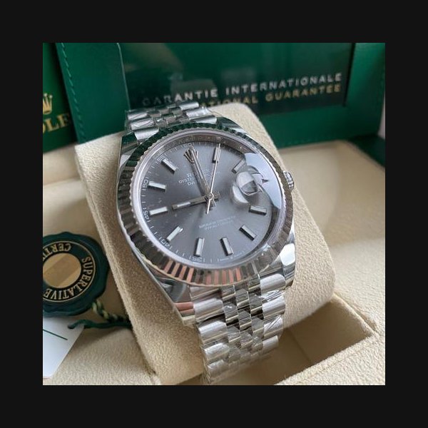 Rolex Datejust41 2022 Rhodium Grey Dial 126334 Fluted Bezel - Jubilee Bracelet - Unworn