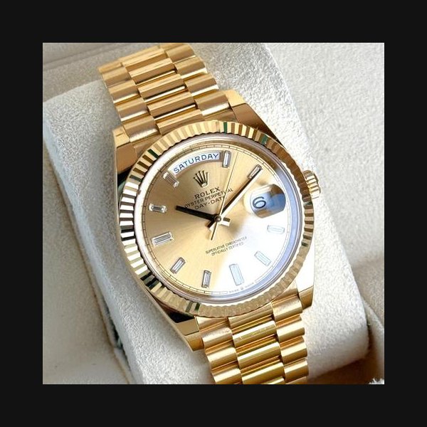 Rolex Day-Date40 Day-Date Presidential Factory Diamond Baguette Dial 228238