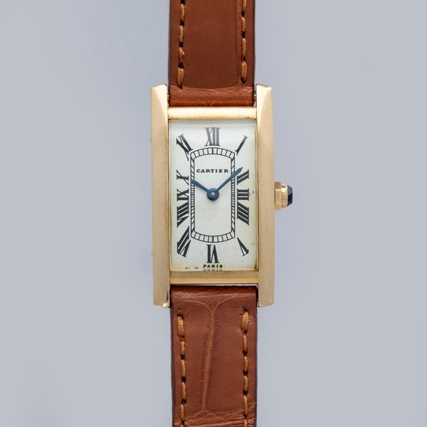 Cartier Cartier Paris Tank Cintree Small 18k YG