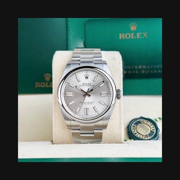 Rolex Oyster Perpetual41mm Unworn 2026 Silver Index Sooth Oyster 134300