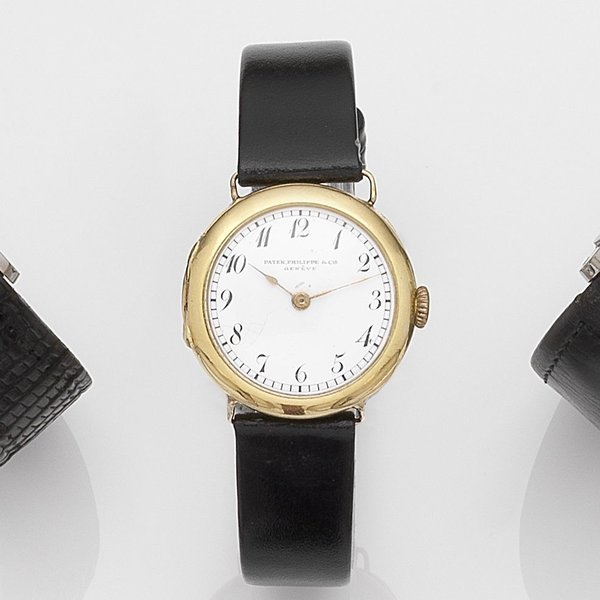 Patek Philippe Patek Philippe & Cie. A lady's 18K gold manual wind wristwatch Retailed by Charles Grottendieck, Bruxelles, Case No.269643, Cuvette and Movement No.160246, Circa 1915