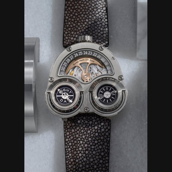 MB&F MB&F Horological Machine No. 3 "Starcruiser"