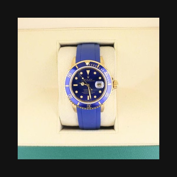 rolex Rolex Submariner Date1981 Submariner 16808 Blue Dial Blue Rubber Strap 18kt Gold No Paper 40mm