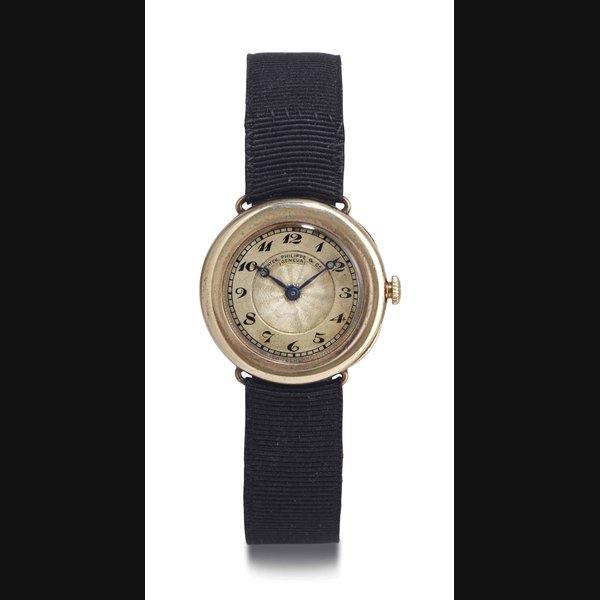 PATEK PHILIPPE. A LADY'S EARLY 18K GOLD WRISTWATCH WITH BREGUET NUMERALS SIGNED PATEK PHILIPPE & CO., GENEVA, MOVEMENT NO. 162280, CASE NO. 402594, MANUFACTURED IN 1911
