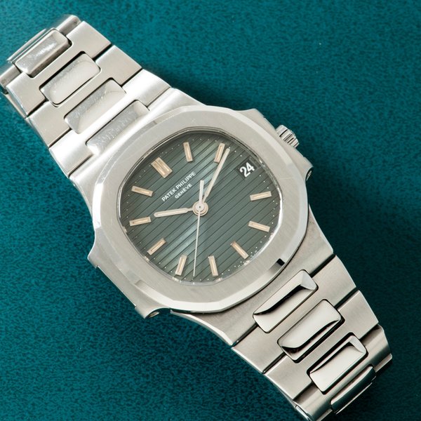 Patek Philippe Nautilus Ref. 3800/1A-001