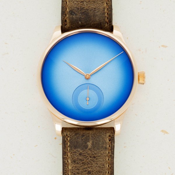 H. Moser & Cie Moser Venturer XL Small Seconds Arctic Blue Rose Gold · 2327-0409