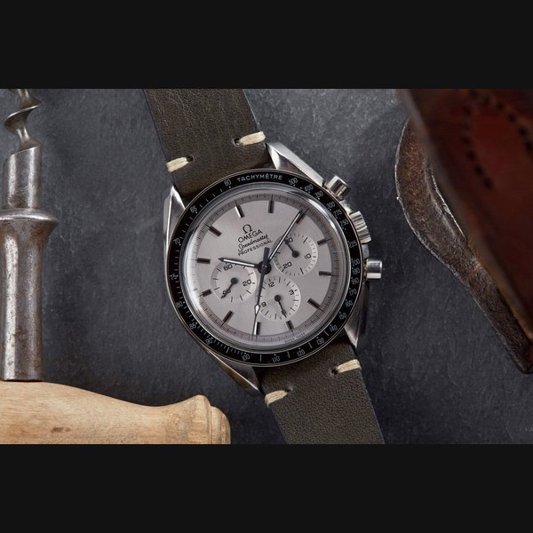 Omega Omega Speedmaster Apollo XI Tribute