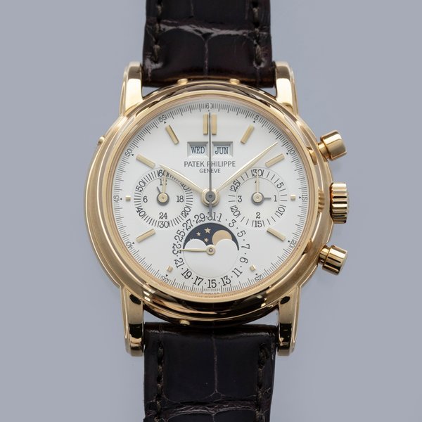 Patek Philippe Patek Philippe Perpetual Calendar Chronograph 3970 2nd Series Box and Papers Like New 18k YG