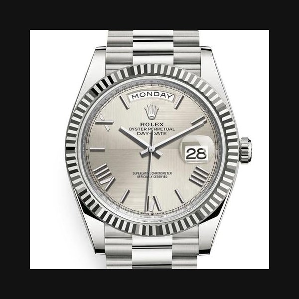 Rolex Day-Date40mm Fluted Bezel White Gold Silver Quadrant Motif Roman Dial Presidential 228239