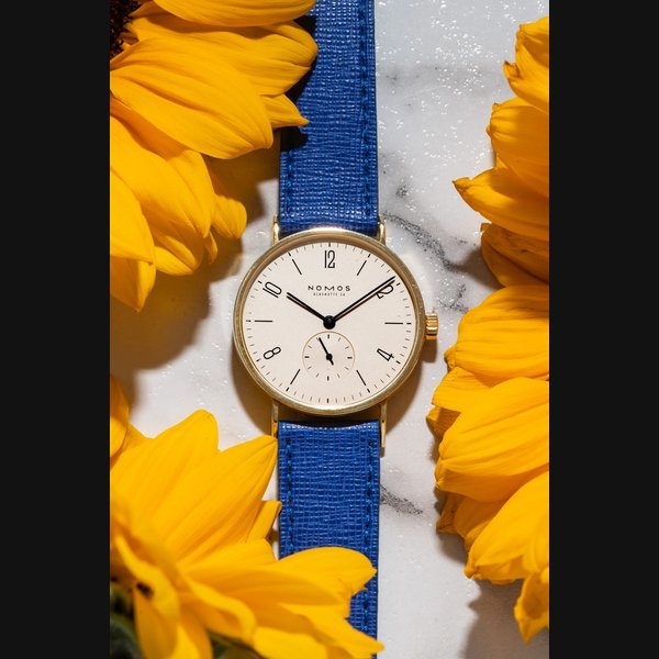 Nomos Glashütte Tangente 35 Yellow Gold #WatchFamforUkraine · N/A