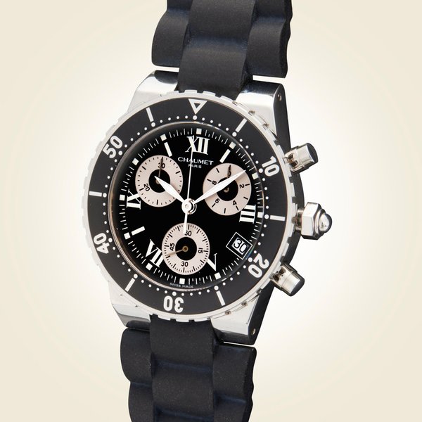 Chaumet A stainless steel chronograph wristwatch with date, Circa 2001