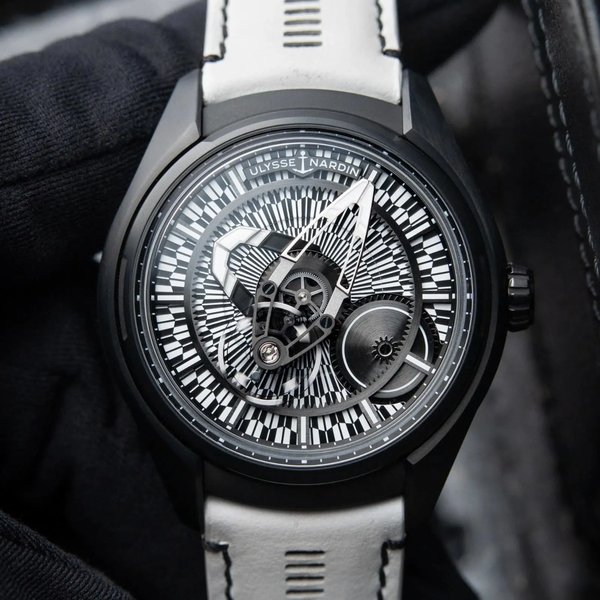 Ulysse Nardin Freak X Yagasuri DLC-Coated Titanium / Black/White / Strap - Limited to 30 Pieces Ref. 2303-270LE-9A-YAGASU/0A